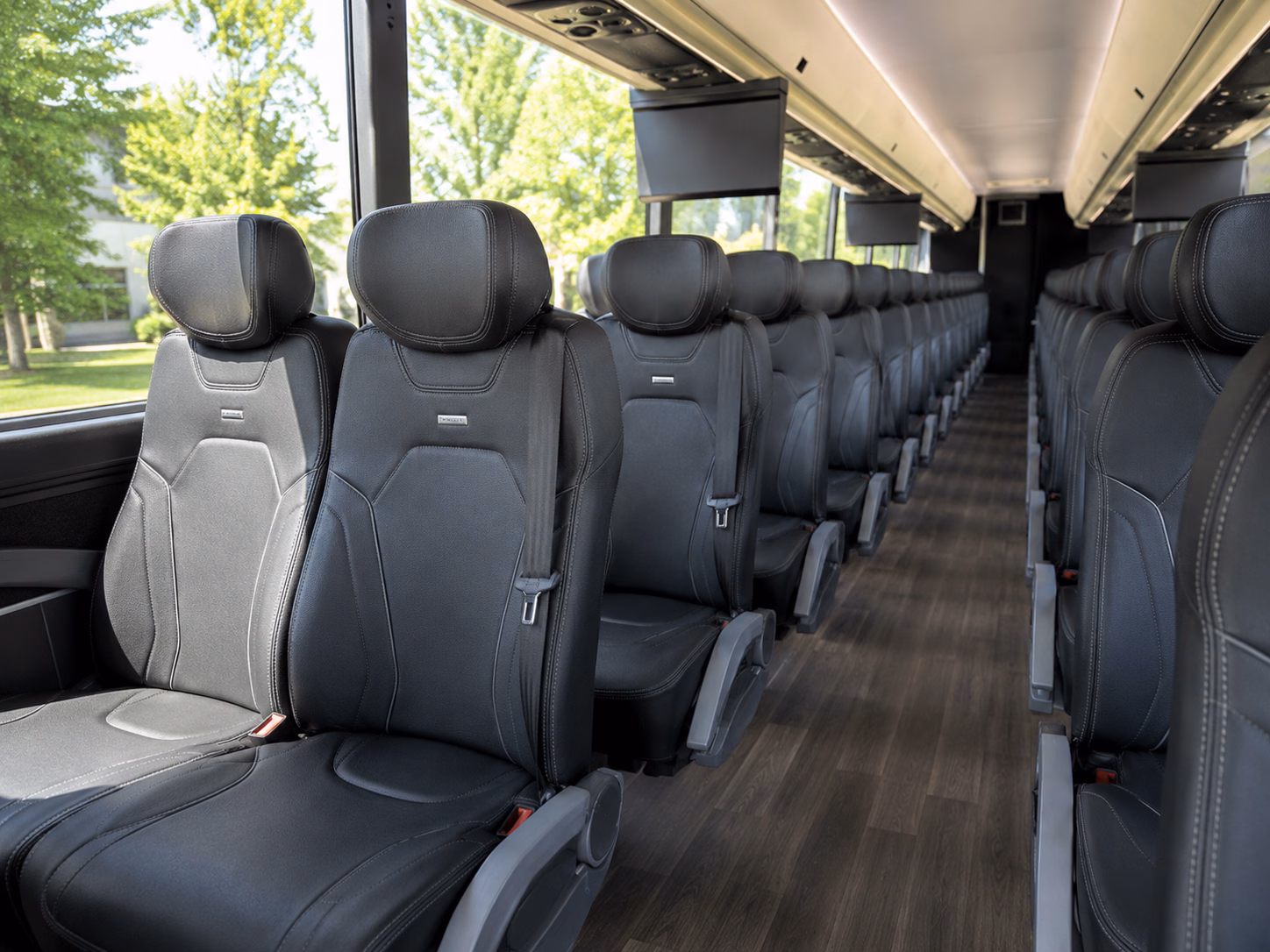 hotel shuttles for conferences and business travel