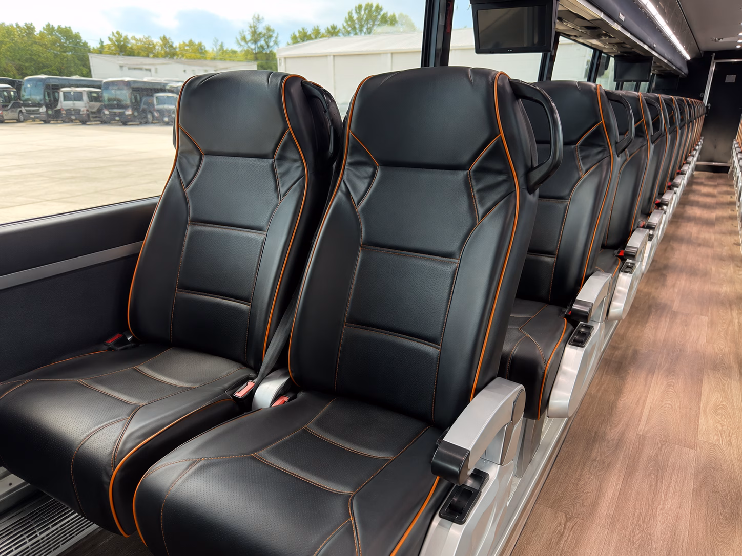 las vegas airport shuttle bus rentals for private groups