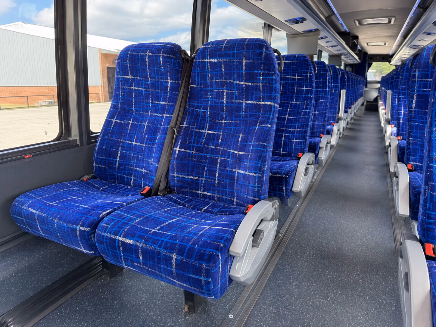 las vegas bus rentals for nevada road trips and utah travel