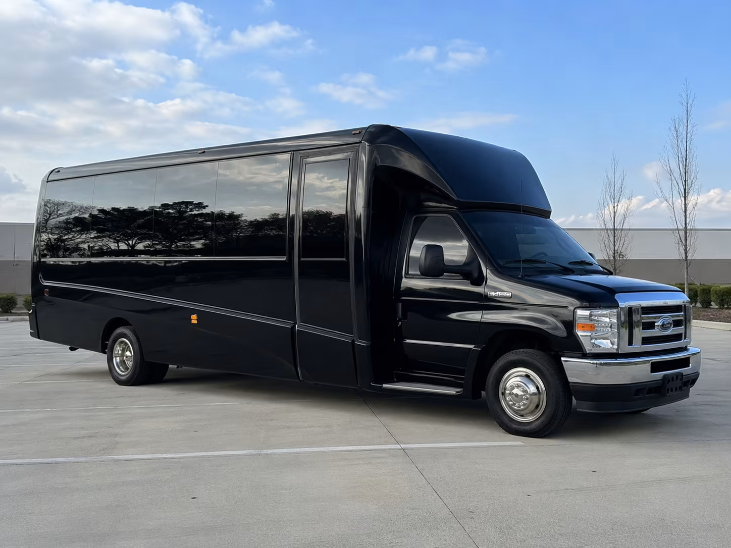 las vegas hospital and campus shuttle bus rentals